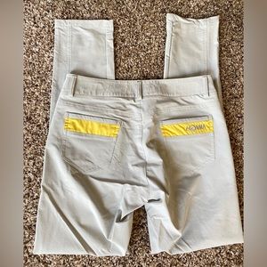 HONMA golf Pants in light grey and yellow. Super Lightweight. Women's M. skinny.